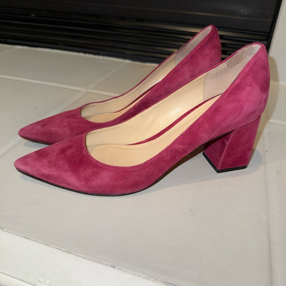 Marc Fisher Pumps - Picture 2 of 4